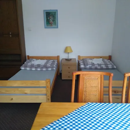 Dom Turysty Na Skarpie *