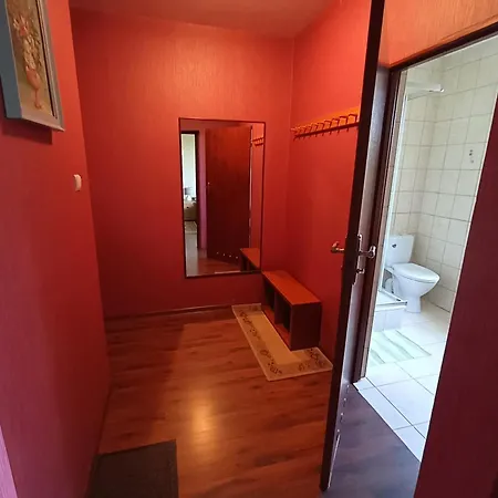 Dom Turysty Na Skarpie Δωμάτια σε οικογενειακή κατοικία *