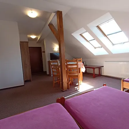 Dom Turysty Na Skarpie *