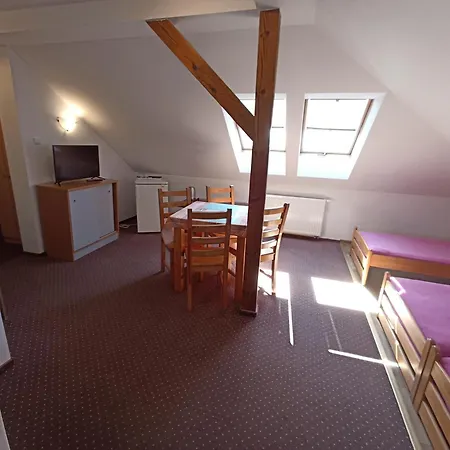 Dom Turysty Na Skarpie מאלבורק