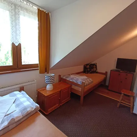 Dom Turysty Na Skarpie