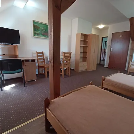 Dom Turysty Na Skarpie