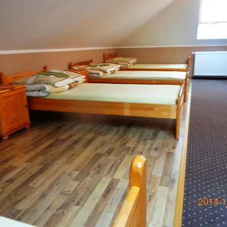 בית אירוח Dom Turysty Na Skarpie מאלבורק