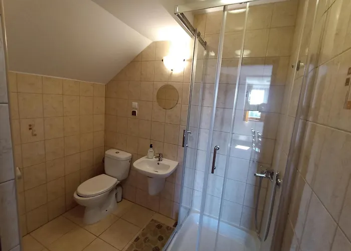 Pansiyon Dom Turysty Na Skarpie