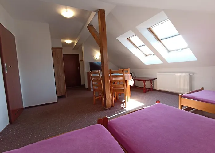 Dom Turysty Na Skarpie *