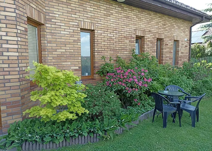 Dom Turysty Na Skarpie *