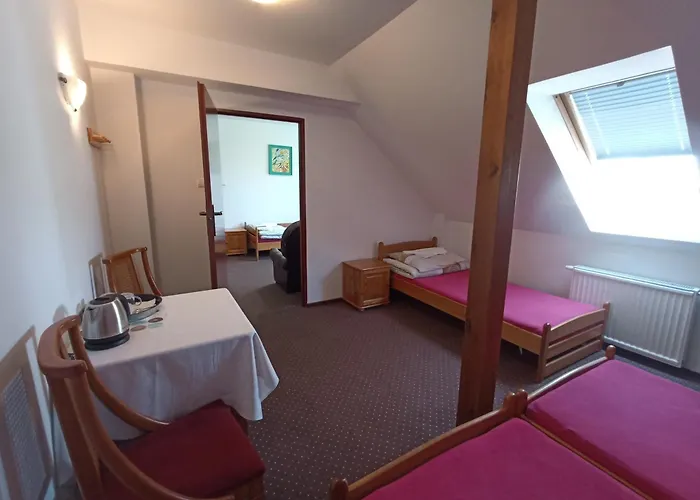 Dom Turysty Na Skarpie