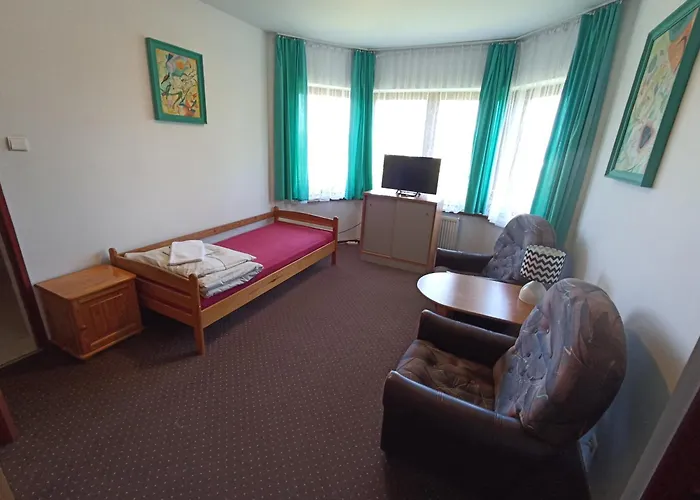 Dom Turysty Na Skarpie *