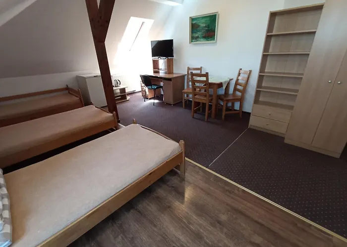 Dom Turysty Na Skarpie *