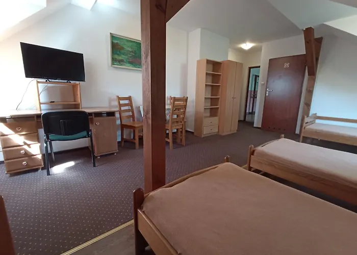 Dom Turysty Na Skarpie